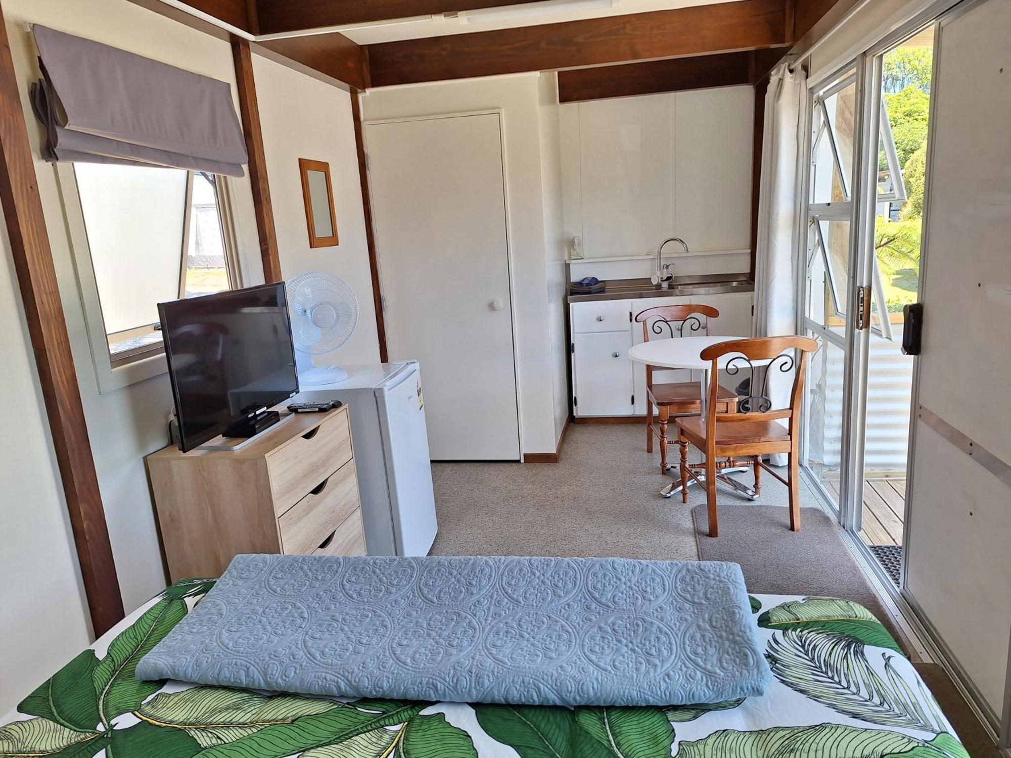 Picton'S Waikawa Bay Holiday Park Exterior photo