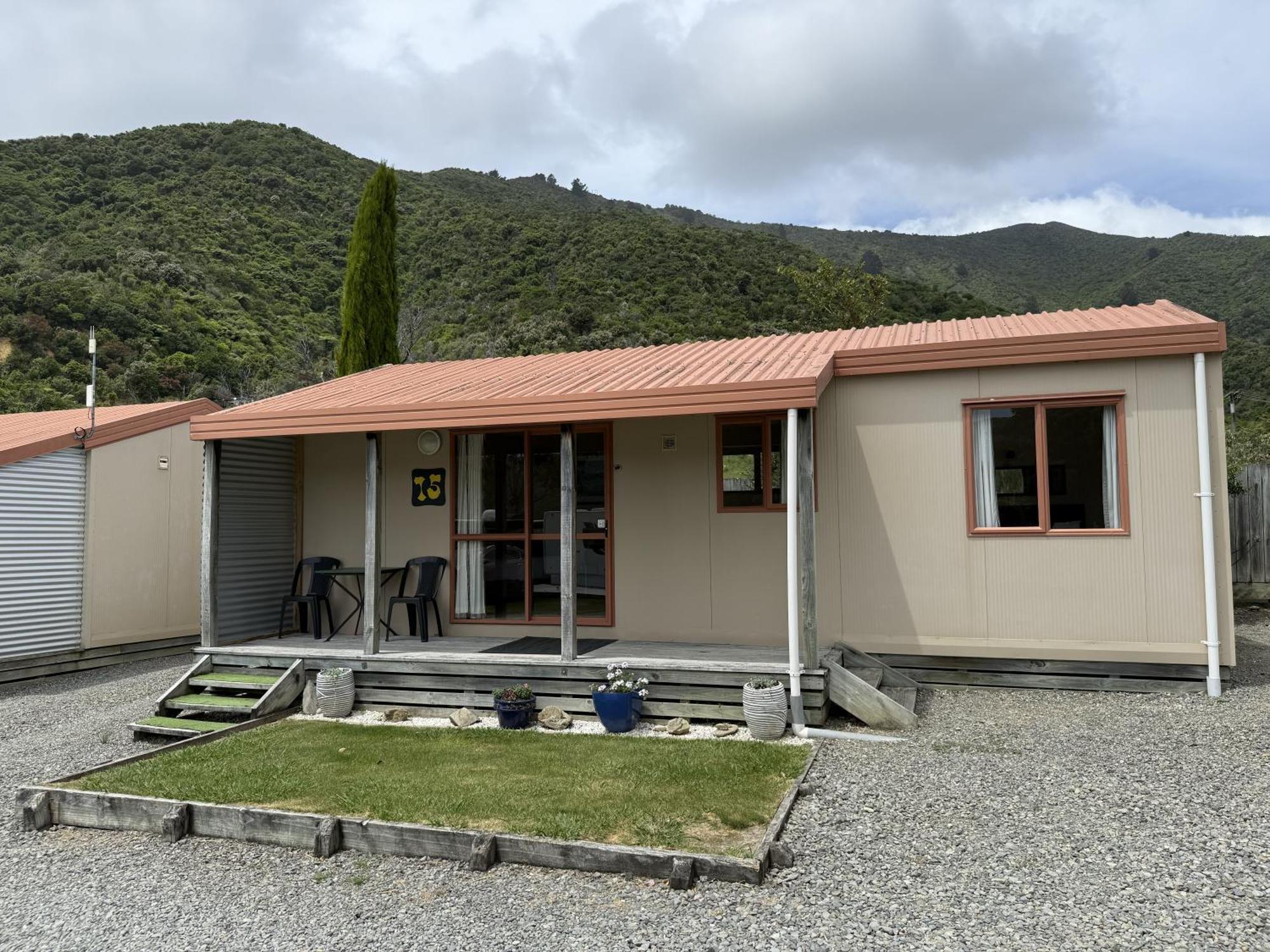 Picton'S Waikawa Bay Holiday Park Exterior photo