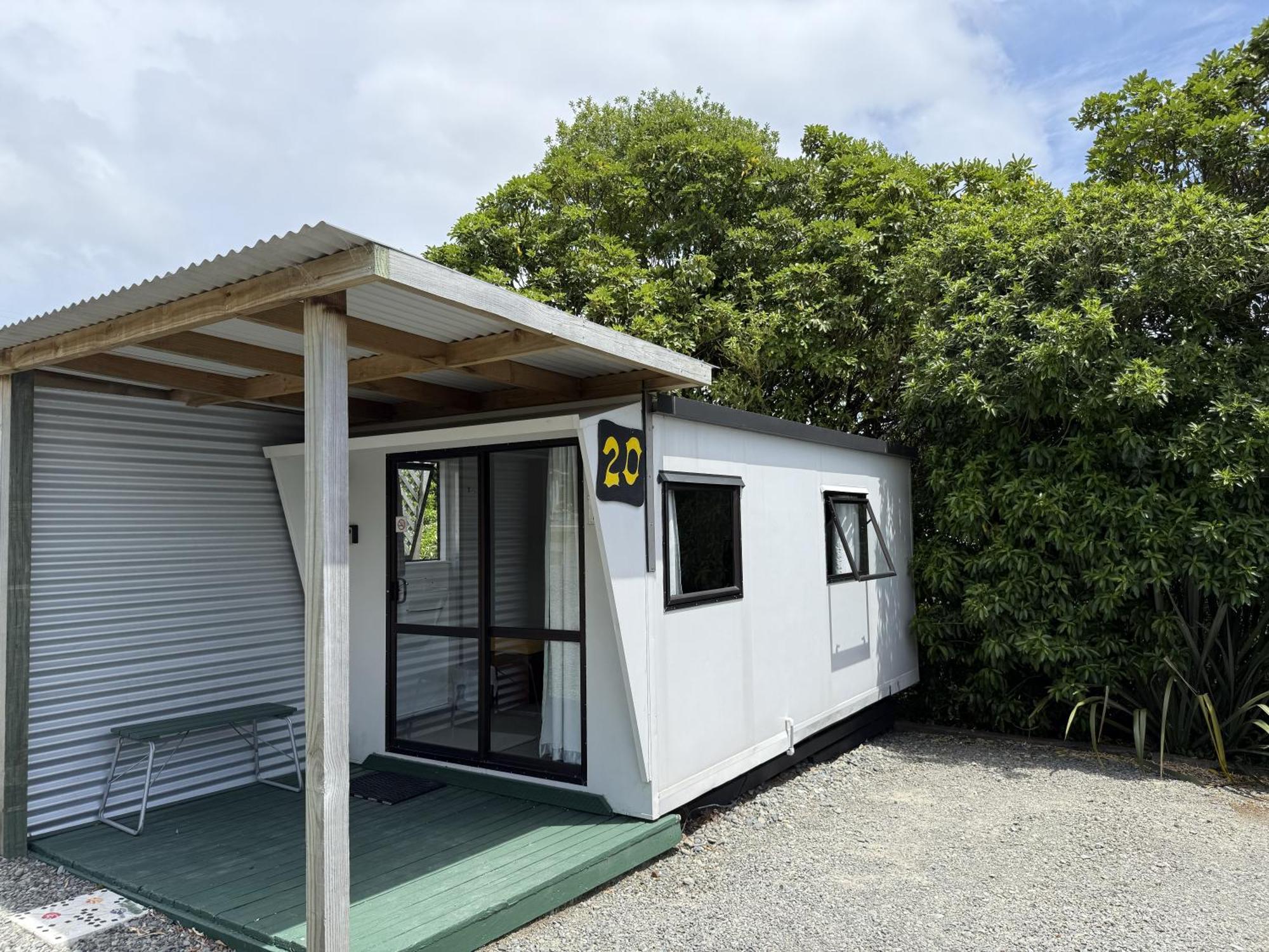Picton'S Waikawa Bay Holiday Park Exterior photo