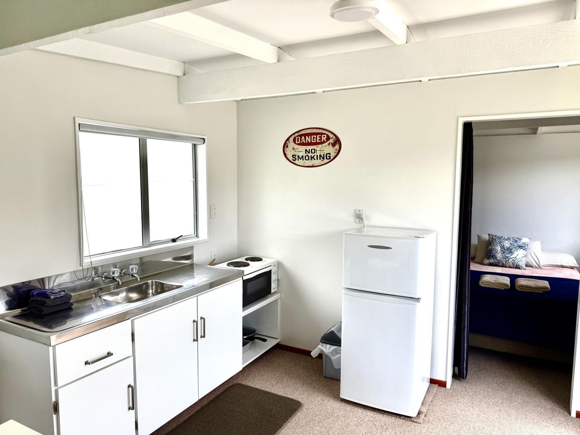 Picton'S Waikawa Bay Holiday Park Exterior photo